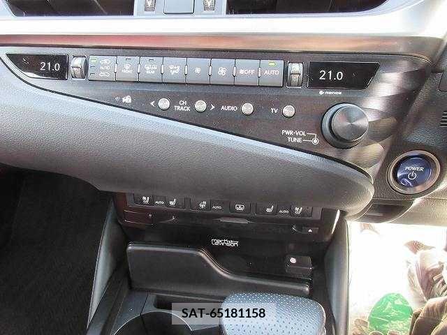 Lexus ES 2019-05 201163-5