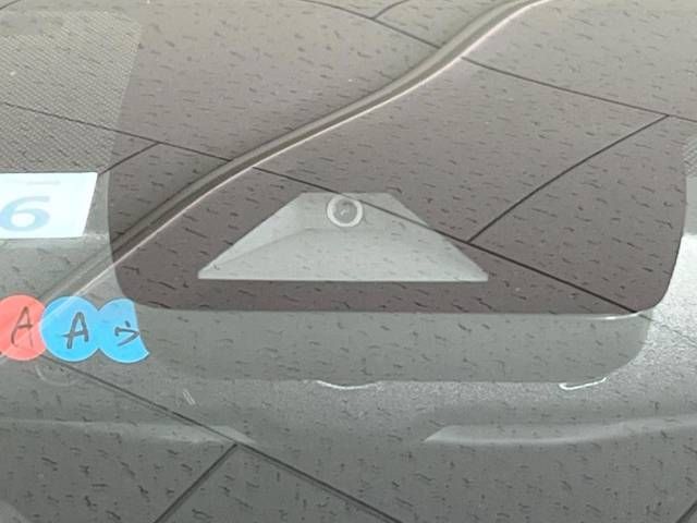 Toyota C-HR 2023-06 180463-2