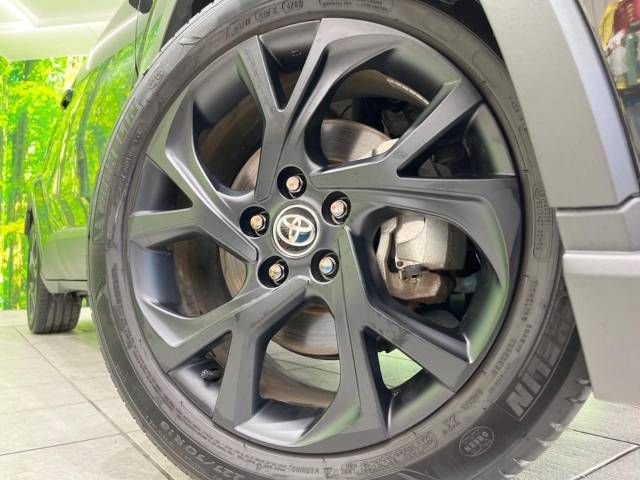 Toyota C-HR 2023-06 180463-13