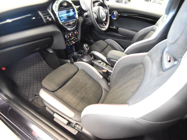Bmw MINI 2021-05 10836-1