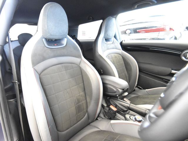Bmw MINI 2021-05 10836-17