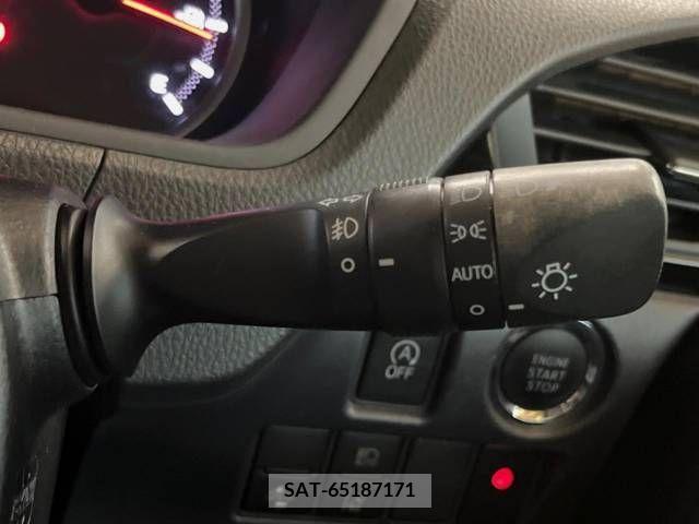 Toyota VOXY 2017-01 321498-6