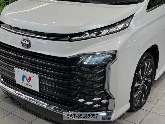 Toyota VOXY 2022-11 332985-12