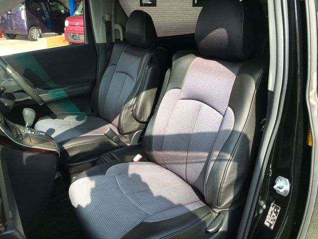 Toyota VELLFIRE 2014-10 186478-11
