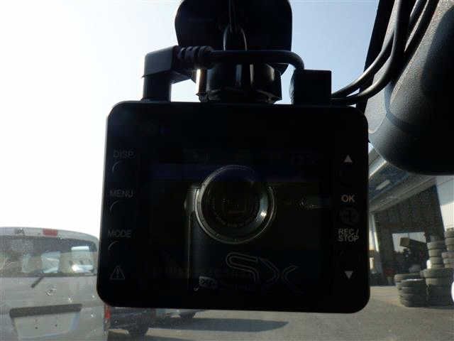 Toyota YARIS 2020-03 14275-6