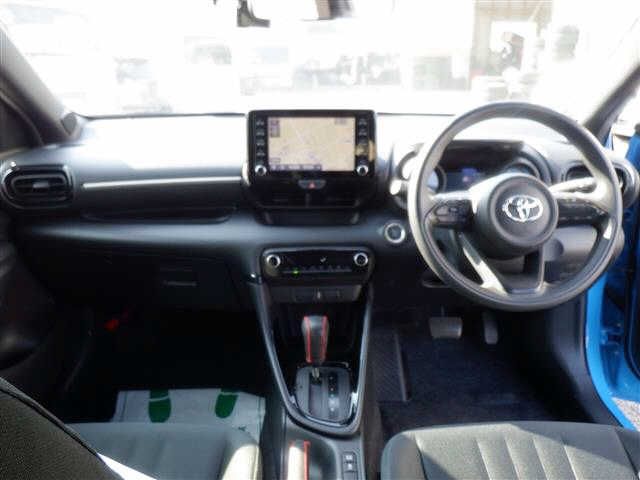 Toyota YARIS 2020-03 14275-1