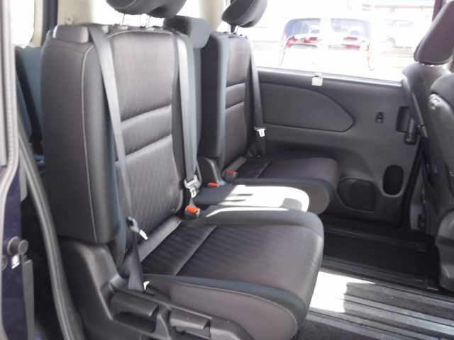 Nissan SERENA 2017-08 27443-11