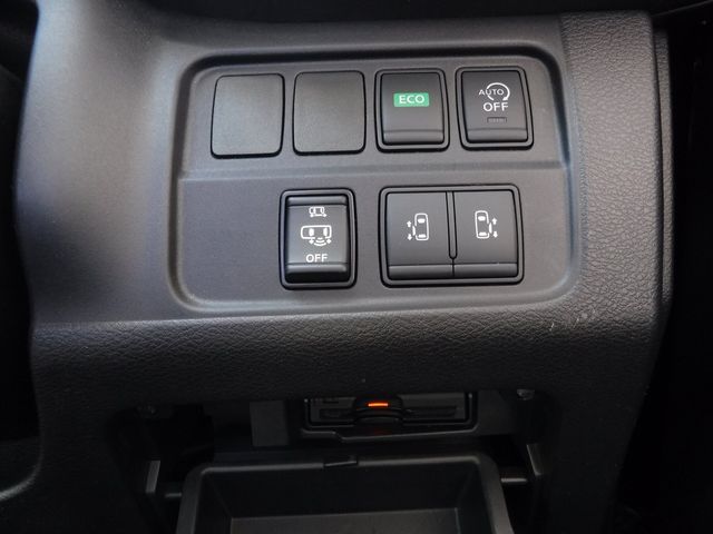 Nissan SERENA 2017-08 27443-16