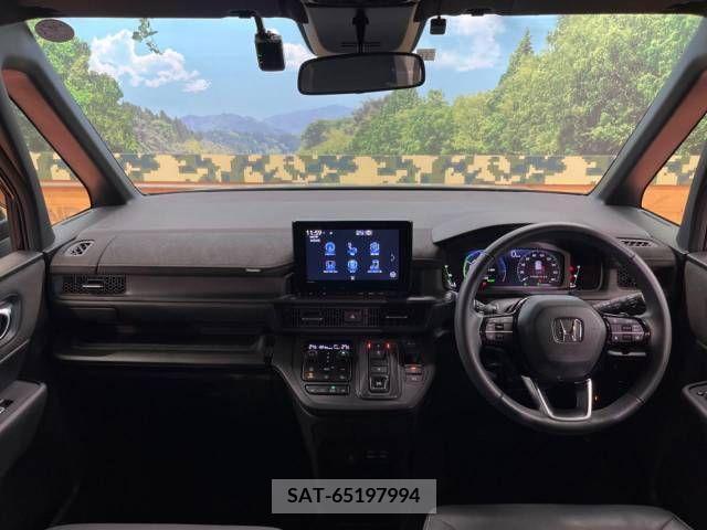 Honda e 2022-10 373873-1