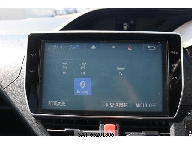Toyota NOAH 2016-10 210393-2