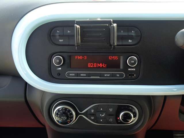 Renault TWINGO 2016-09 27668-13