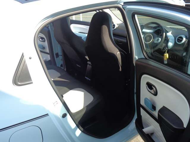 Renault TWINGO 2016-09 27668-7