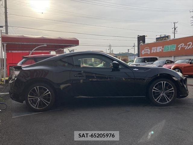 Toyota 86 2012-10 268485-3
