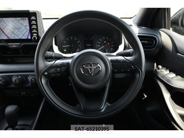 Toyota YARIS 2021-05 308740-18
