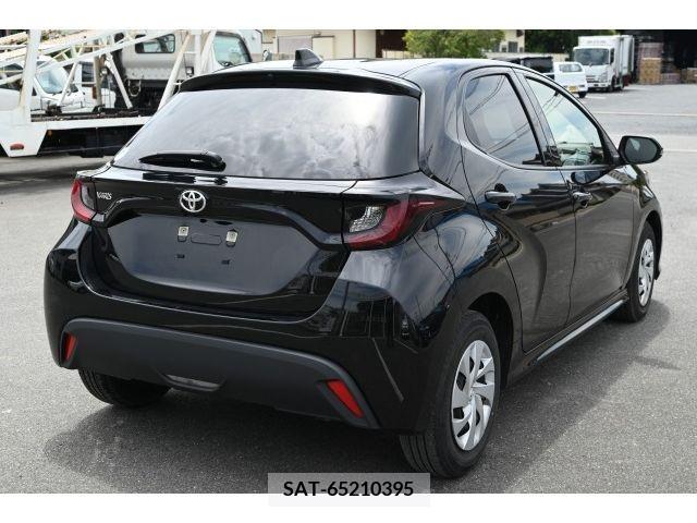 Toyota YARIS 2021-05 308740-3