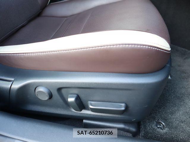 Lexus IS 2019-09 391854-19