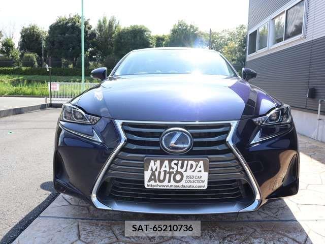 Lexus IS 2019-09 391854-1