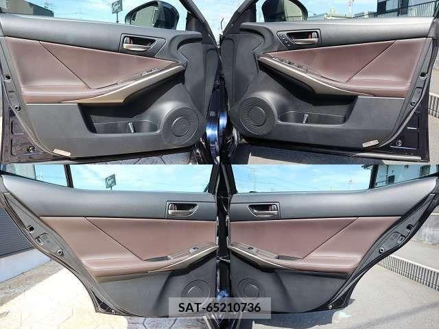 Lexus IS 2019-09 391854-26