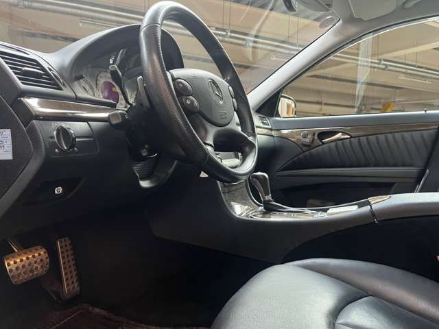 Mercedes Benz E-CLASS 2001-01 7914-13