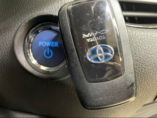 Toyota C-HR 2017-03 23388-7
