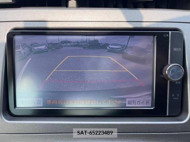 Toyota PRIUS 2013-10 366571-3