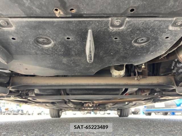 Toyota PRIUS 2013-10 366571-19