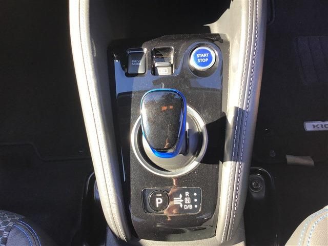 Nissan KICKS 2020-09 14514-10