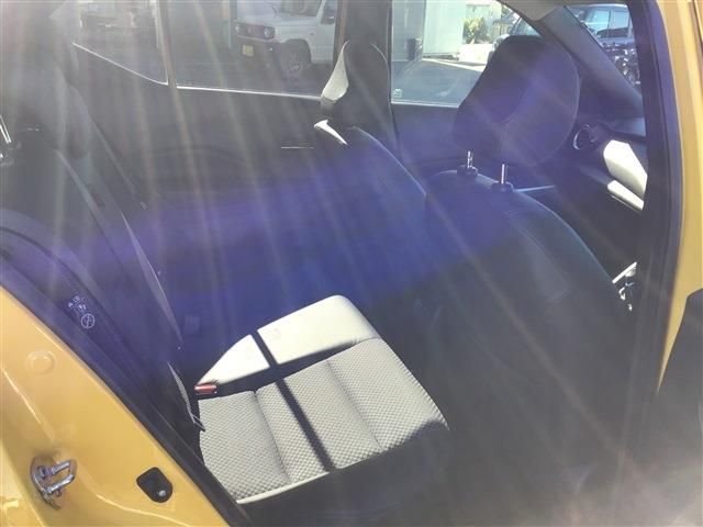 Nissan KICKS 2020-09 14514-17
