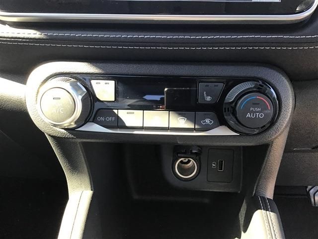 Nissan KICKS 2020-09 14514-9