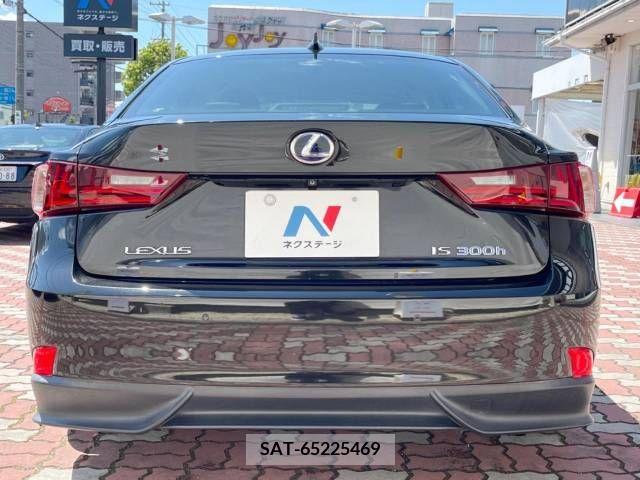 Lexus IS 2013-12 297914-15
