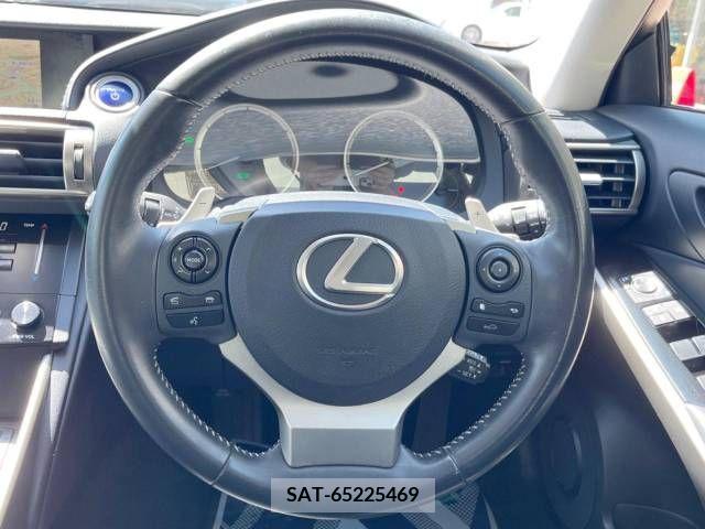 Lexus IS 2013-12 297914-11