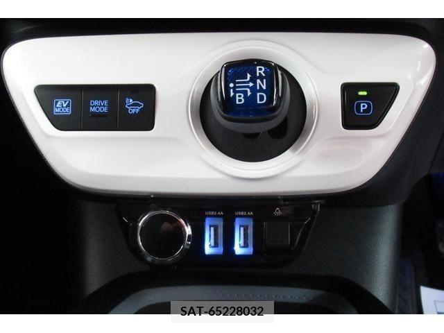 Toyota PRIUS 2017-03 247476-18