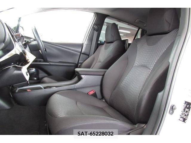 Toyota PRIUS 2017-03 247476-6