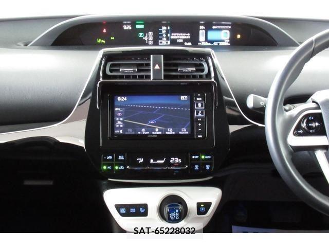 Toyota PRIUS 2017-03 247476-15