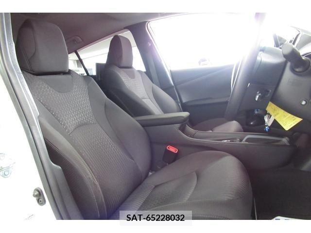 Toyota PRIUS 2017-03 247476-4