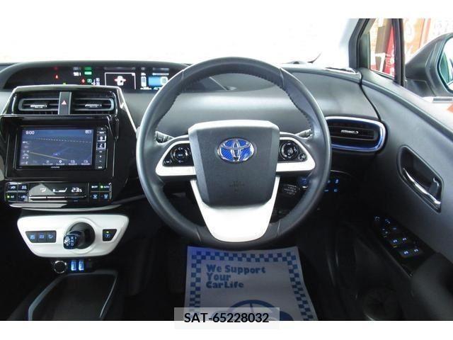 Toyota PRIUS 2017-03 247476-14
