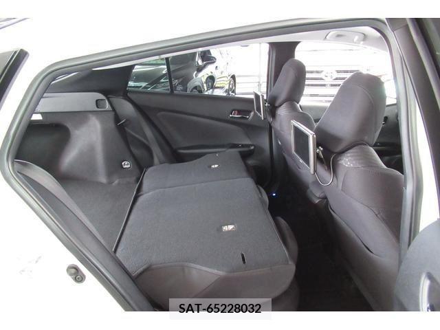 Toyota PRIUS 2017-03 247476-13