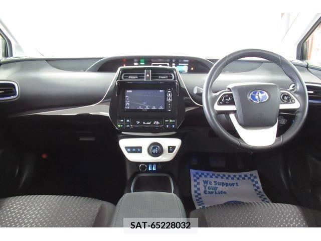 Toyota PRIUS 2017-03 247476-2