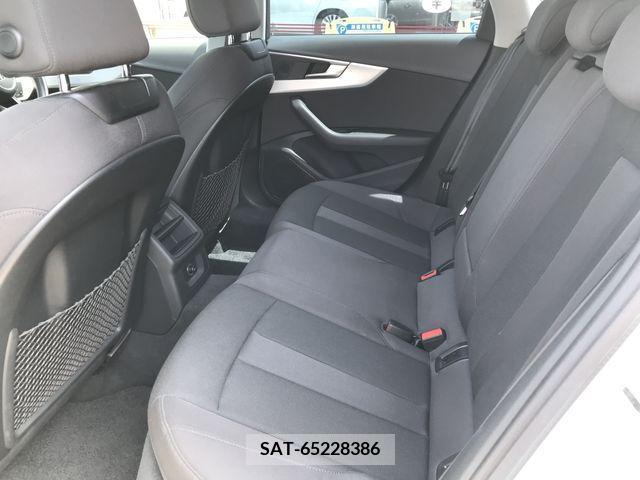 Audi A4 2017-11 261038-16