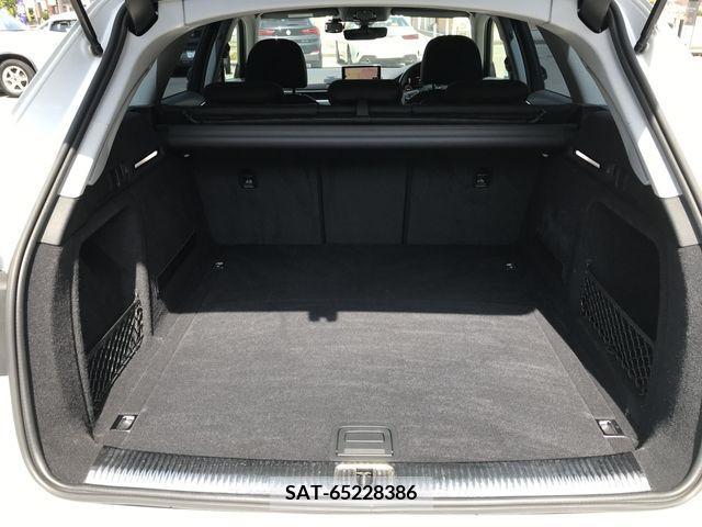 Audi A4 2017-11 261038-13