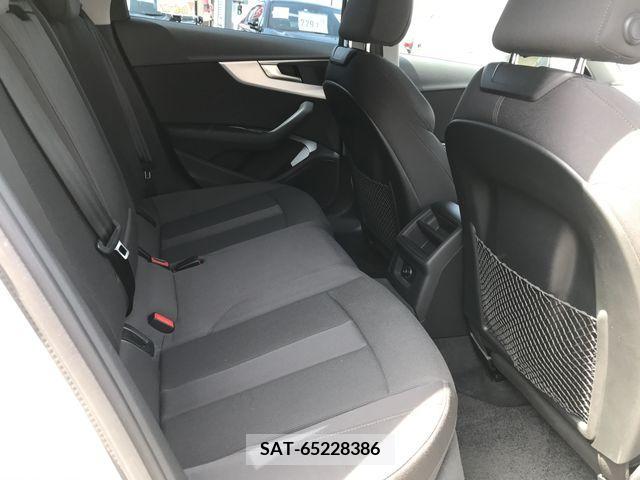 Audi A4 2017-11 261038-11