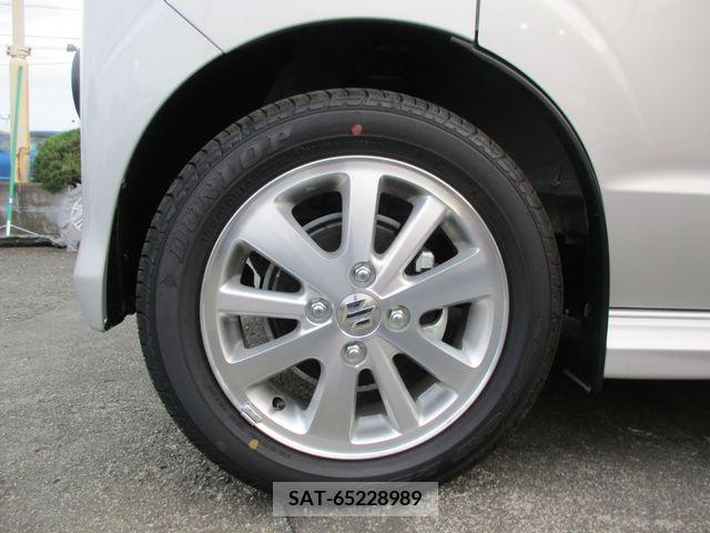 Suzuki EVERY WAGON 2023-11 301739-14
