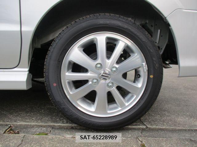 Suzuki EVERY WAGON 2023-11 301739-13