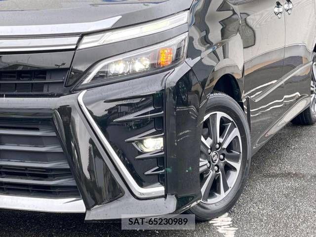 Toyota VOXY 2018-07 288878-13