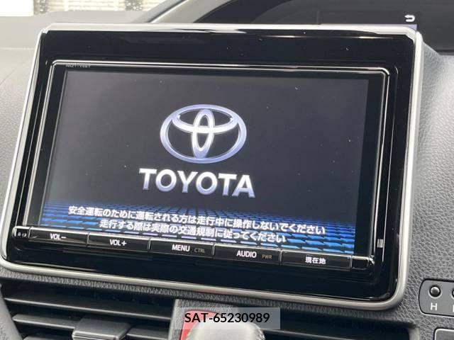 Toyota VOXY 2018-07 288878-2