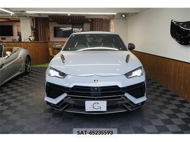 Lamborghini URUS 2024-03 274072-6