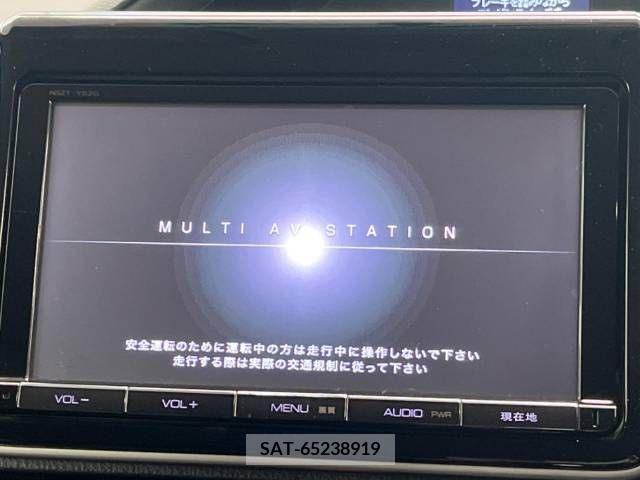 Toyota VOXY 2014-04 225767-2