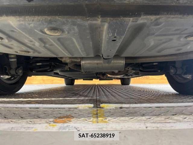 Toyota VOXY 2014-04 225767-19