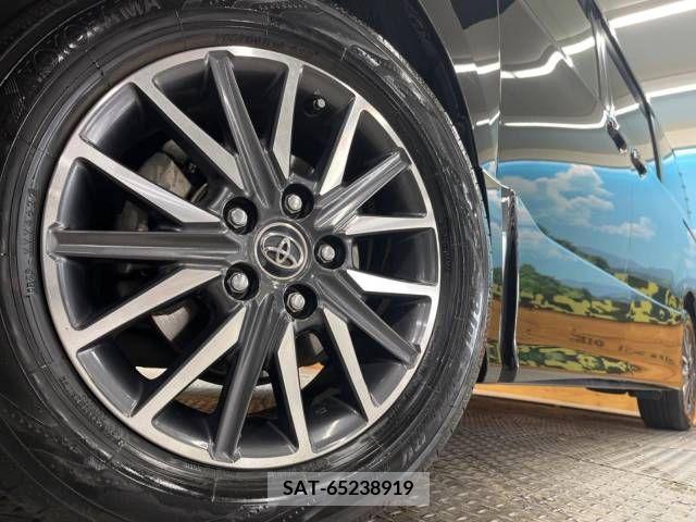 Toyota VOXY 2014-04 225767-13
