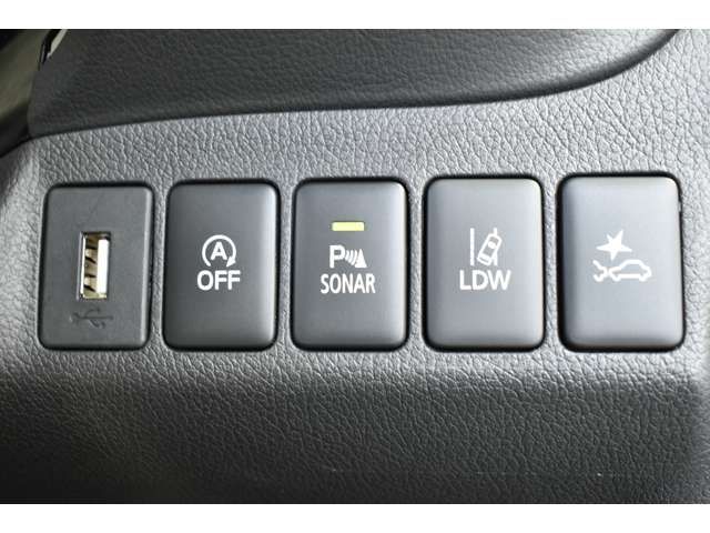 Mitsubishi OUTLANDER 2017-11 2462-9